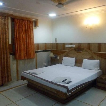 Ajay Guest House Νέο Δελχί Εξωτερικό φωτογραφία